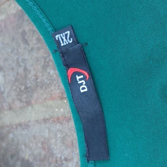 DJT (Amazon) Pleated Scoop Neck Top Size 2XL - Picture 3 of 5